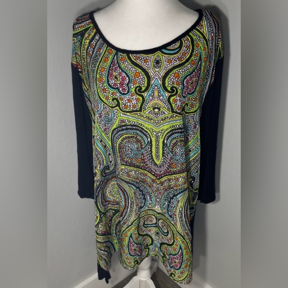 NWOT: CHA CHA VENTE Multicolor Paisley Tunic With Black Back Size 3XL